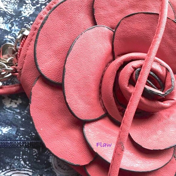 3/$30 or FREE with Purchase over$40 Cute Rose Crossbody Faux Leather Purse - Picture 10 of 10